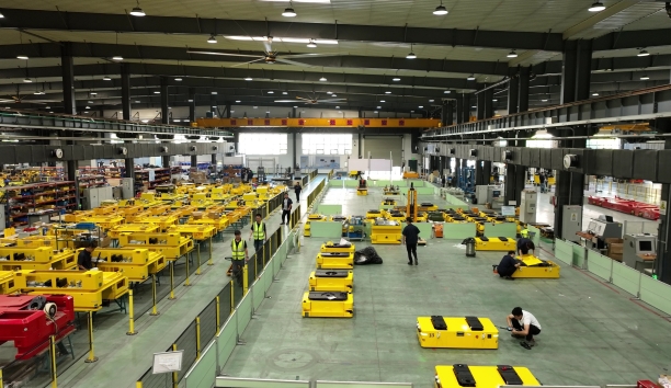 新松呂祥仁：“2025具身智能移動機器人產業峰會”深度探討AI賦能物流新趨勢